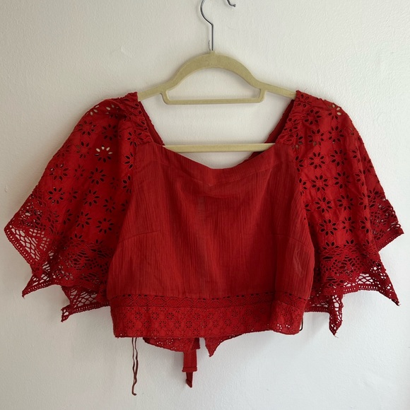 Free People Burn Notice Crop Linen Top - Picture 2 of 5